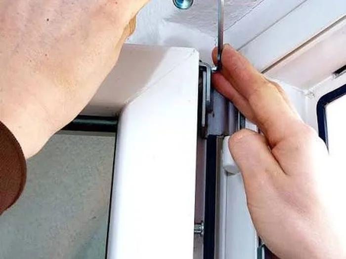 Aluminium and uPVC door frame profiles compared
